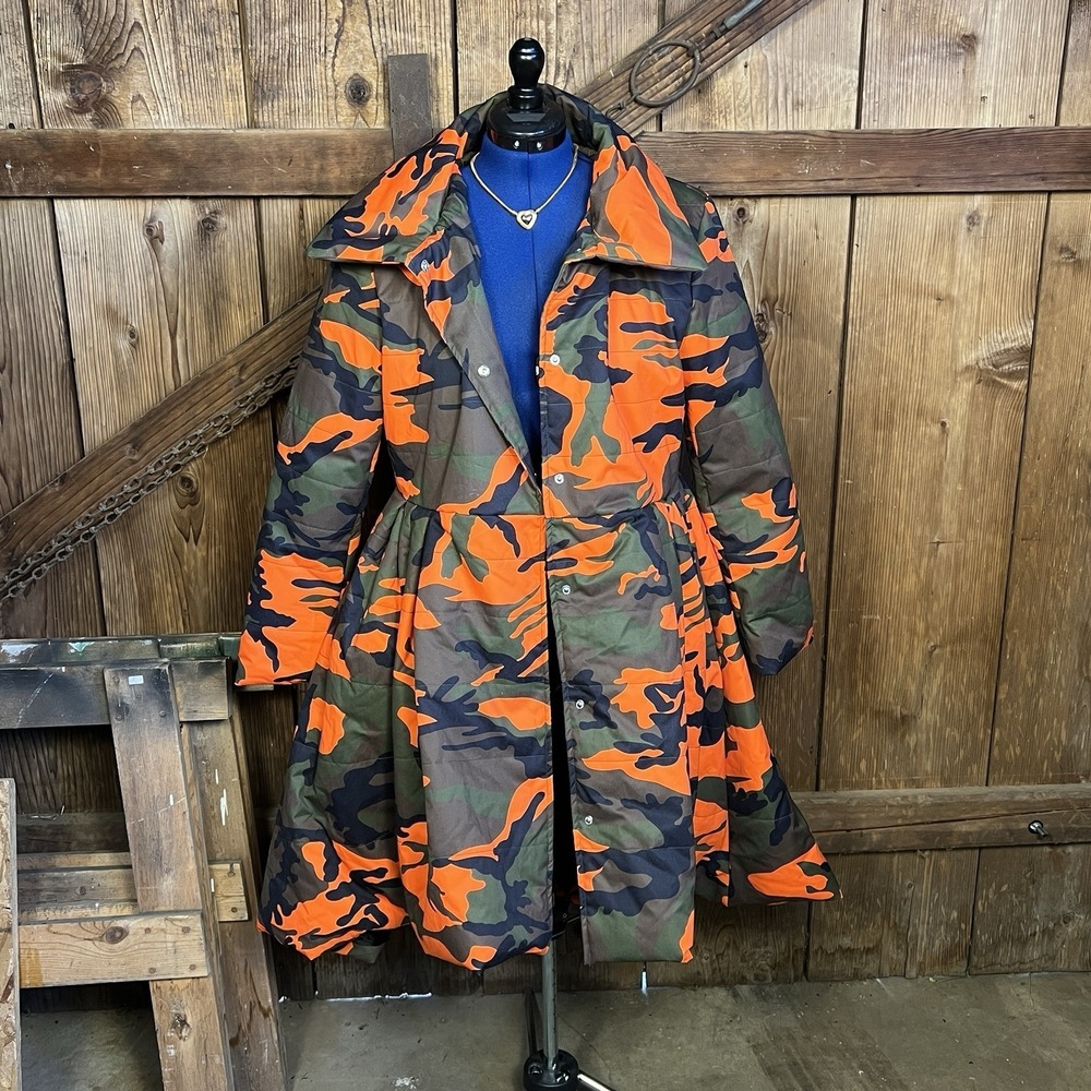 AZALEA WANG Midtown Peplum Puffer Trench Women's Size 1X Camo Orange Black - Picture 2 of 13